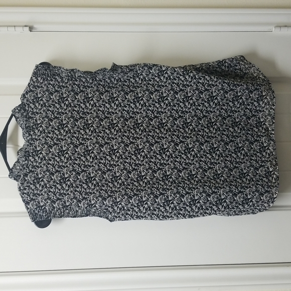 NWT H&M printed top - Picture 4 of 5